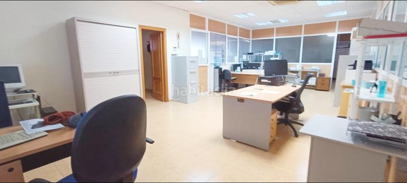 Foto fb540ef3-06d1-4c32-afab-29c0eee1f167. Nau industrial a Monòver