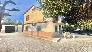 Xalet a Crevillente. Gran casa de campo en crevillente