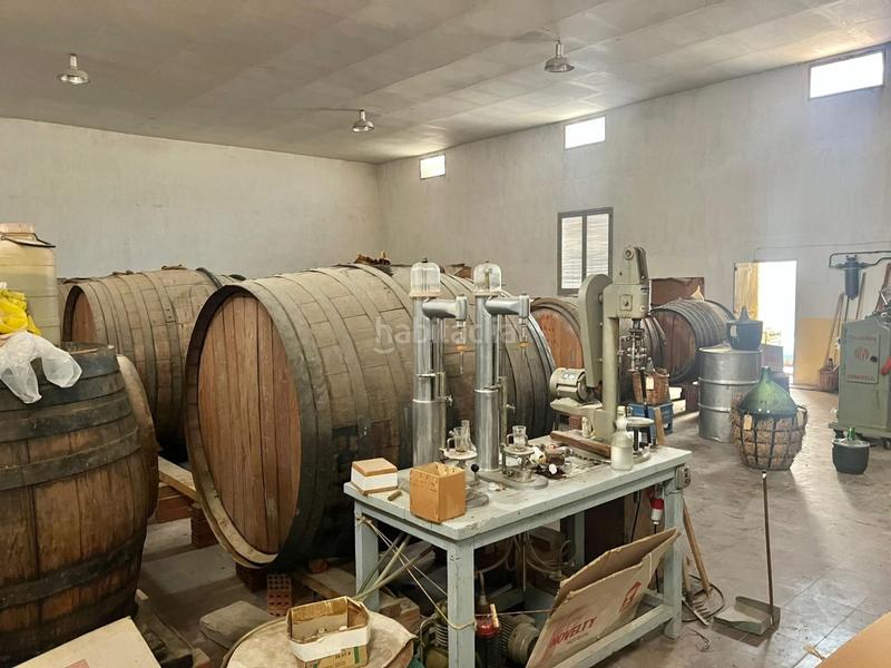 Foto 20537625-39a2-4b08-b1f2-e3892c0d6d21. Capannone industriale in Novelda