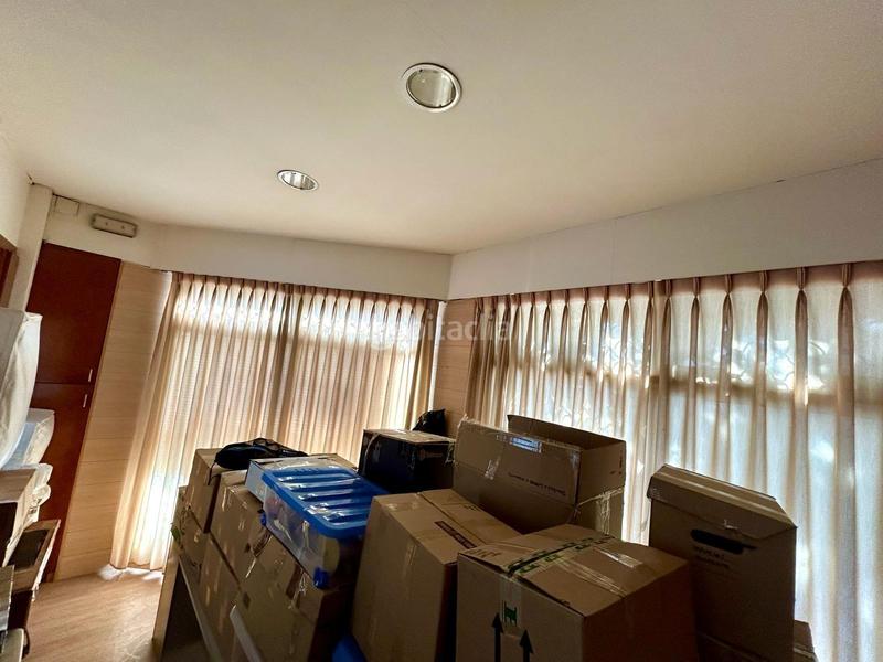 Foto c0e7e915-8cf9-4fb7-98a4-87933a45fd37. Local comercial en Centro Elche / Elx