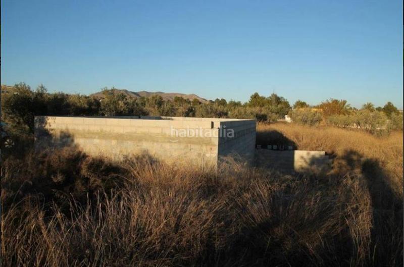 Foto a16987cd-0674-4d6f-9ee6-90813ccfd0d7. Gebäude in Romana (la)