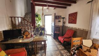Maison à Hondón de las Nieves. Casa en la canalosa