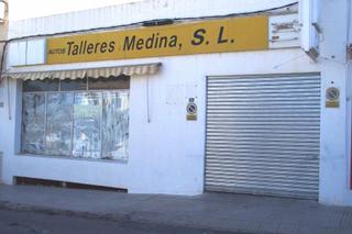 Local Comercial a Peña de las Águilas. Se vende nave edificable