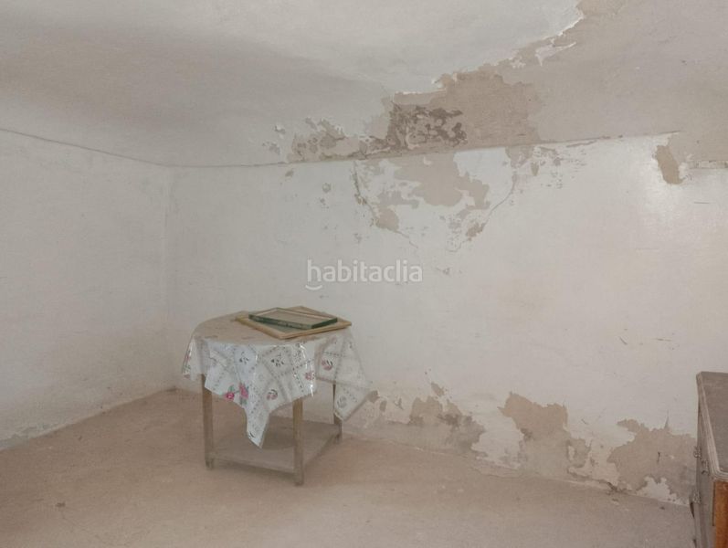 Foto dd684802-e1e6-44e1-996e-a6a1b55c6154. Masia a Yecla