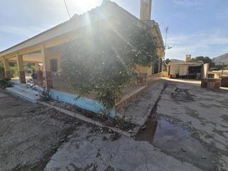 Xalet a Pedanías Este. Chalet en aspe zona la ofra