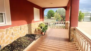 Xalet a Sax. Chalet con dos casas en sax