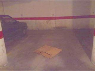 Location Parking voiture à El Castillo. Se  alquila plaza de garaje