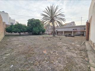 Terreny residencial a El Castillo. Solar urbano en aspe