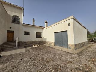 Xalet en Pedanas Este. Espectacular chalet en aspe
