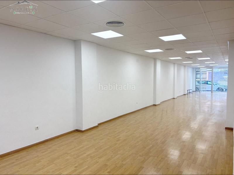 Foto 0aa1b676-28a4-4270-bbf7-01b6c21d6b39. Rent business premise in Reina Victoria - Miguel Hernández Elche / Elx