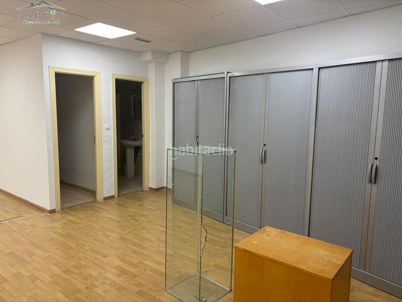 Foto 121f19c2-bbdd-4c45-b750-c975d1b83461. Rent business premise in Reina Victoria - Miguel Hernández Elche / Elx