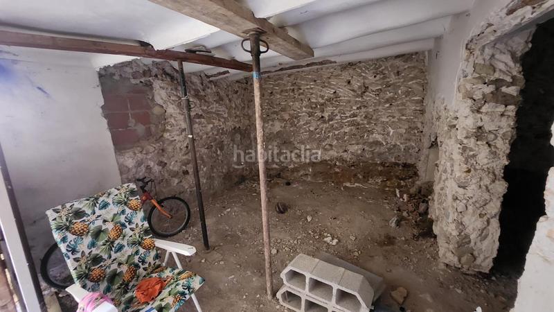 Foto 7291e05a-1925-4ae9-a627-0ec97494a1fd. Casa  para reformar en monovar en Monòver