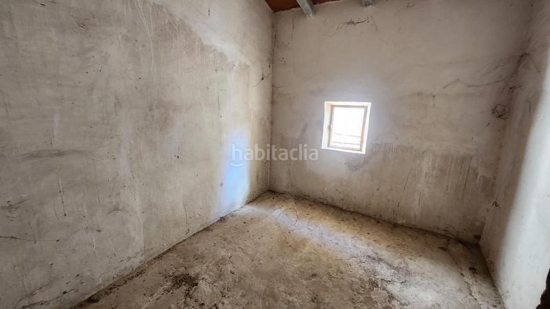 Foto 90fba603-35bf-43ff-b914-48d20f2564a0. Casa  para reformar en monovar en Monòver