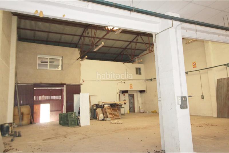 Foto 057a0549-08e2-4148-bd6d-c45545142f35. Affitto capannone industriale in Monòver