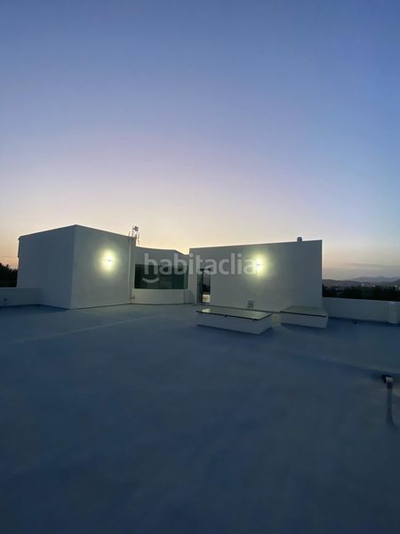 Foto 7262bcf5-d851-408a-b4a9-a4ccb11aad66. Xalet amb calefacció piscina a Las Trescientas-San Francisco-Ciudad Vergel Elda