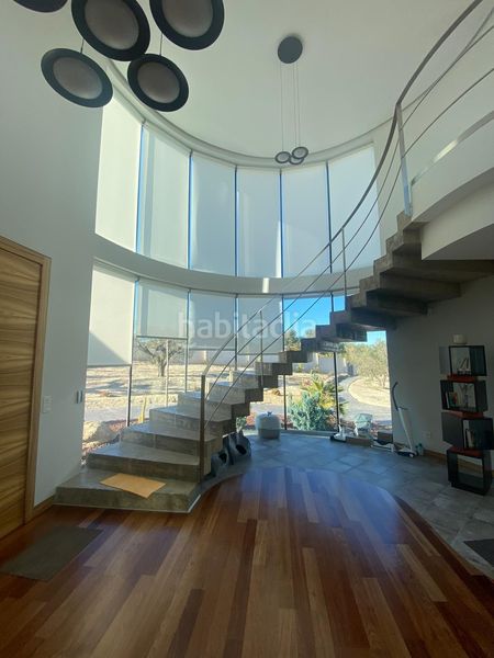 Foto 805b6e72-d367-480d-8558-f06696a51af6. Xalet amb calefacció piscina a Las Trescientas-San Francisco-Ciudad Vergel Elda