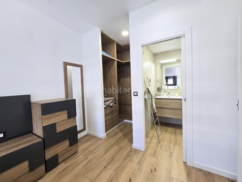 Foto 1c9f1729-4d75-4b40-81b6-de8fdaa347bc. Pis amb aparcament piscina a El Travaló - Martínez Valero Elche / Elx