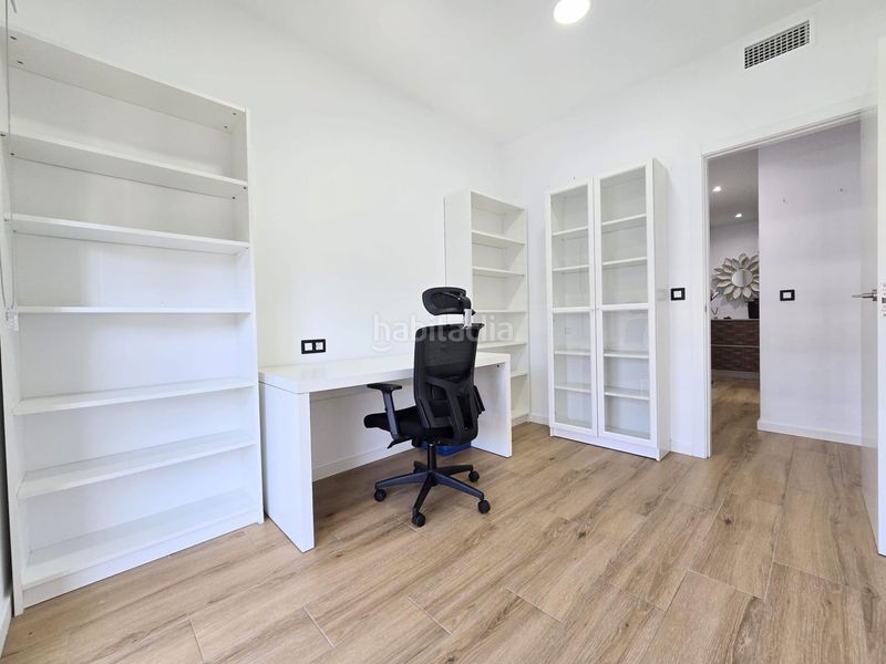 Foto 2ecccbff-5cb2-44d5-a387-185fa89890dc. Pis amb aparcament piscina a El Travaló - Martínez Valero Elche / Elx