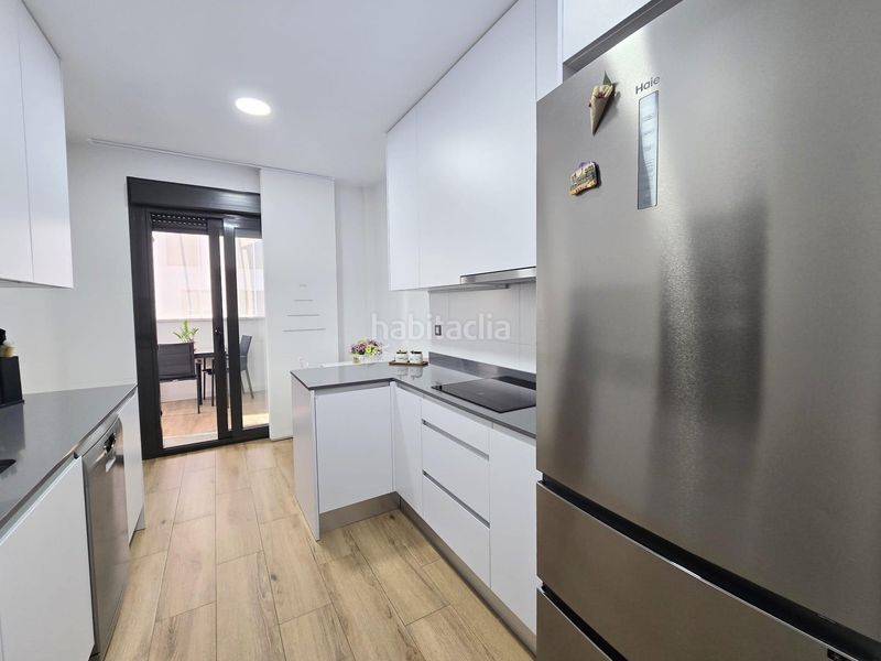 Foto 7acc994b-af3a-4eac-9828-6fbaf652846b. Pis amb aparcament piscina a El Travaló - Martínez Valero Elche / Elx