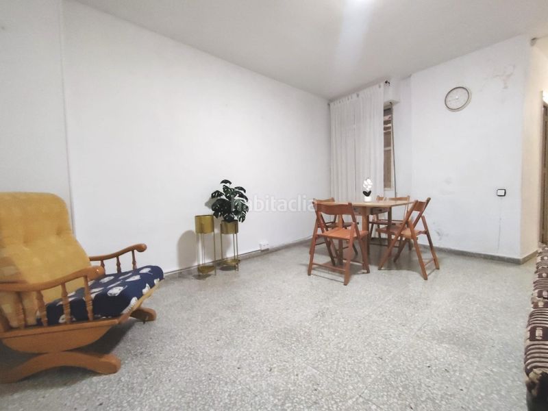 Foto c2c77a83-807d-4380-aa06-13cdfb3738df. Pis a Centro Aspe