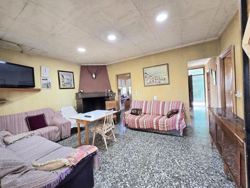 Foto d29d3451-8d56-42df-af5d-0e23ebee56a1. Casa amb piscina a Salinas
