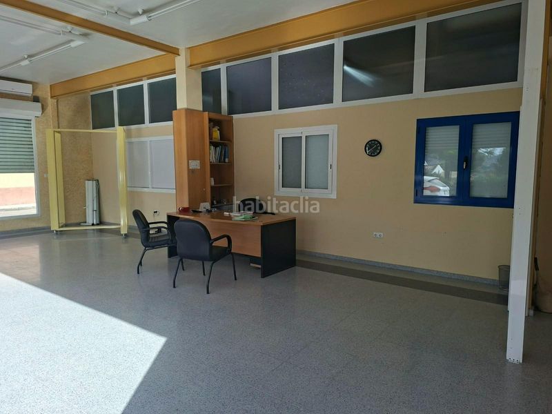 Foto 6f876ce1-7f75-4d0d-b695-e6ba4d9b3469. Location bâtiment à usage industriel dans Campo Alto-Club de Campo Elda