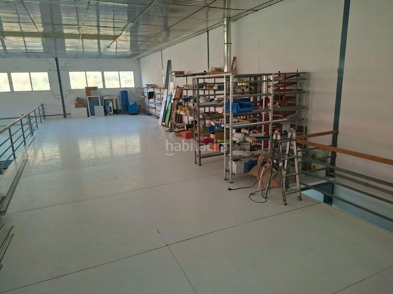 Foto 86eb7c65-e1e5-4d29-b687-c1caedb72123. Location bâtiment à usage industriel dans Campo Alto-Club de Campo Elda