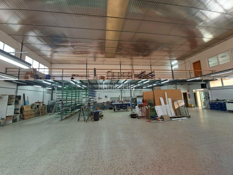 Foto be9d6b5c-90a7-4bcb-aaba-c206eb9bf58b. Location bâtiment à usage industriel dans Campo Alto-Club de Campo Elda