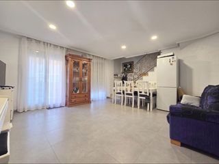 Casa a La Coca-La Nia-Vistahermosa. Dúplex en aspe