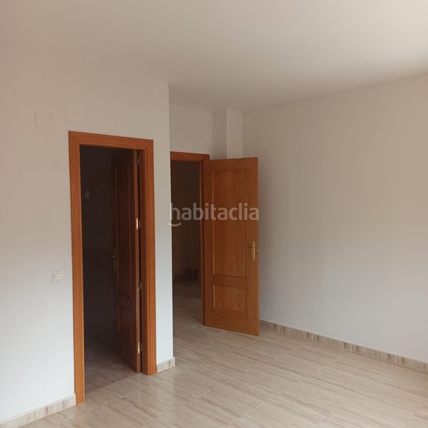 Foto cb5bbb82-ed6b-4528-99c2-b7d928bf2162. Casa adossada amb calefacció a Velada