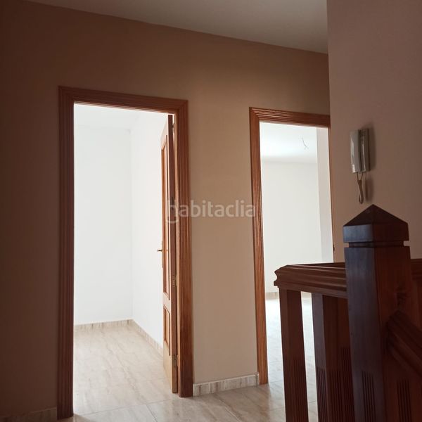 Foto d982159f-d3e6-4974-8c01-9d865ae8cd09. Casa adossada amb calefacció a Velada