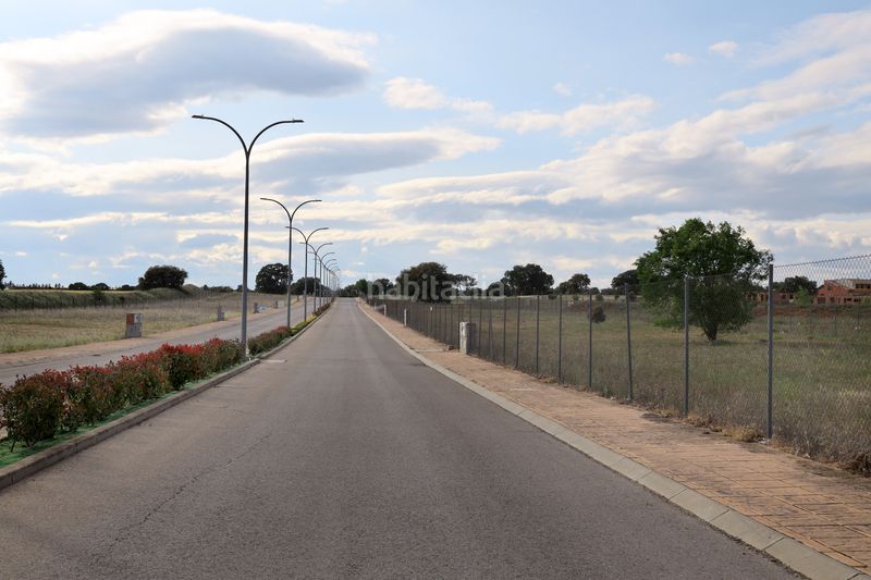 Foto 7d2a549b-4206-46dd-8a55-93d5a94a1bcb. Terreny residencial a Chiloeches