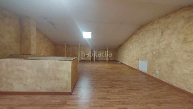 Foto 3a747d8f-4ca9-49f6-b09d-cb663795e40e. Casa aparellada amb xemeneia calefacció a Uceda
