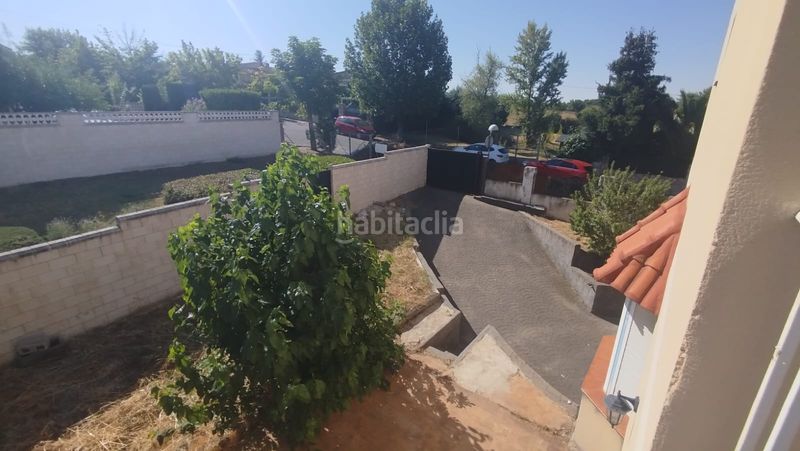 Foto 59063416-6f10-4cc6-b5a5-55757a8e562e. Casa aparellada amb xemeneia calefacció a Uceda