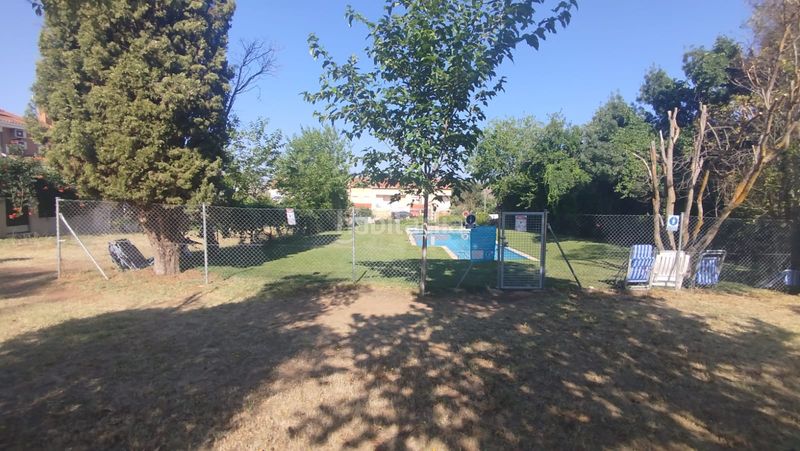 Foto 5afce50f-80d0-416e-8558-494963bc4c57. Casa aparellada amb xemeneia calefacció a Uceda
