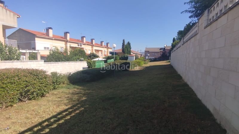 Foto 8aaf87dd-08ab-4bb4-9230-508a5918545b. Casa aparellada amb xemeneia calefacció a Uceda