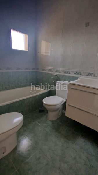 Foto 91848d56-25d9-41e0-8bee-28bf3c138165. Casa aparellada amb xemeneia calefacció a Uceda