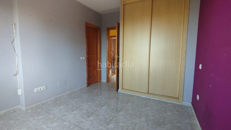 Foto bd36159f-cb11-4778-a72e-512b5fd6b1b7. Casa aparellada amb xemeneia calefacció a Uceda