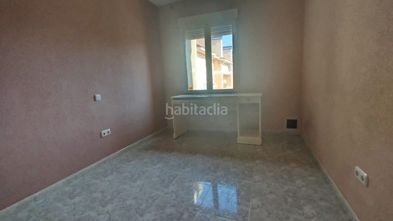 Foto c50e485f-d815-4b9f-8d67-9009edfe34b0. Casa aparellada amb xemeneia calefacció a Uceda