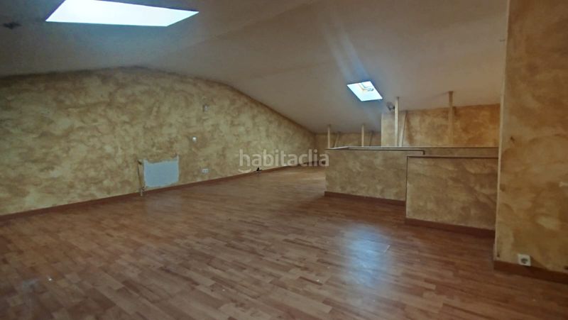 Foto ef8f9d78-503b-4785-8623-d0856f02fbe3. Casa aparellada amb xemeneia calefacció a Uceda