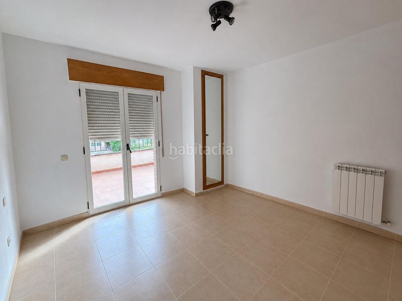 Foto 3da4233b-dfba-4433-a3da-eb118cfb47ff. Casa pareada chalet pareado en venta en Vallehermoso Azuqueca de Henares