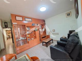 Appartement  Passeig de la zona franca. **piso con distribucin increble y balcn en paseo de la zona f