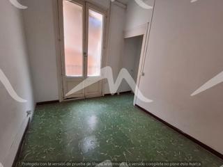 Appartement  Carrer d'en roig. Amplio inmueble situado en el corazn de barcelona. a reformar,