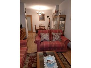 Miete Etagenwohnung  Calle stuart. Piso de tres dormitorios para alquilar en pleno centro de aranju