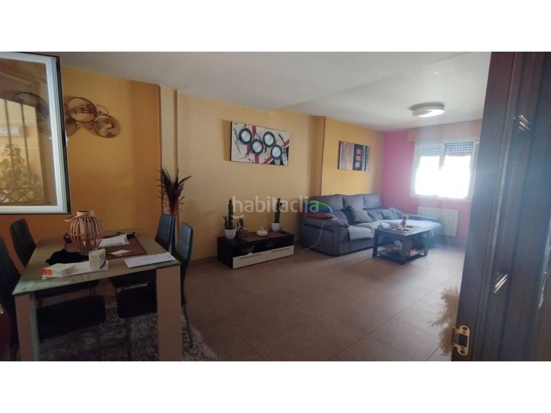 Foto 8598ace5-dbe2-40d2-bdf6-219fb6fb3746. Casa adossada amb calefacció aparcament a Urbanización San Isidro Ocaña