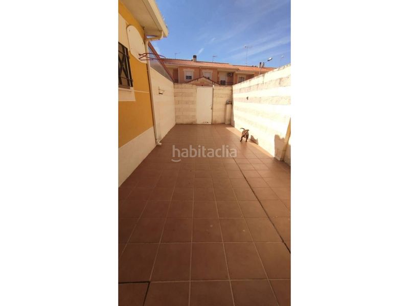 Foto fb45412c-7845-4ba3-9661-e778ab74e073. Casa adossada amb calefacció aparcament a Urbanización San Isidro Ocaña