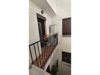 Flat  Calle zambrana. Piso en venta en ocaña