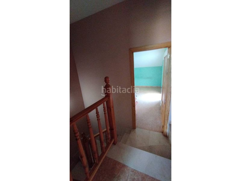 Foto e5e0481b-b140-4d59-bf4d-945698f108d3. Casa adossada amb calefacció aparcament a Dosbarrios