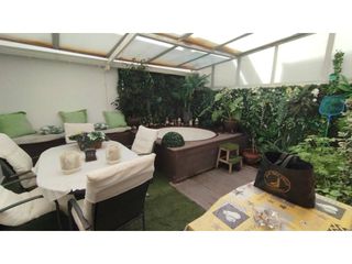 Etagenwohnung  Calle zambrana. Se vende piso muy bonito  y con mucho encanto zona pleno centro