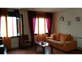 Etagenwohnung  Calle zambrana. Oportunidad! se vende piso en zona centro ocaña